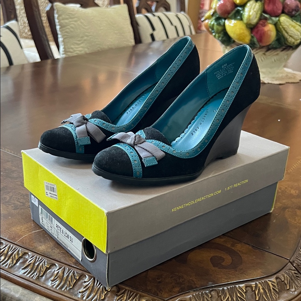 Kenneth Cole wedge shoes